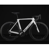 Bike Swift Carbon Hypervox Caliper 105 2021/22 Branca e Preta Bike Swift Carbon Hypervox Caliper 105 2021/22 Branca e Preta